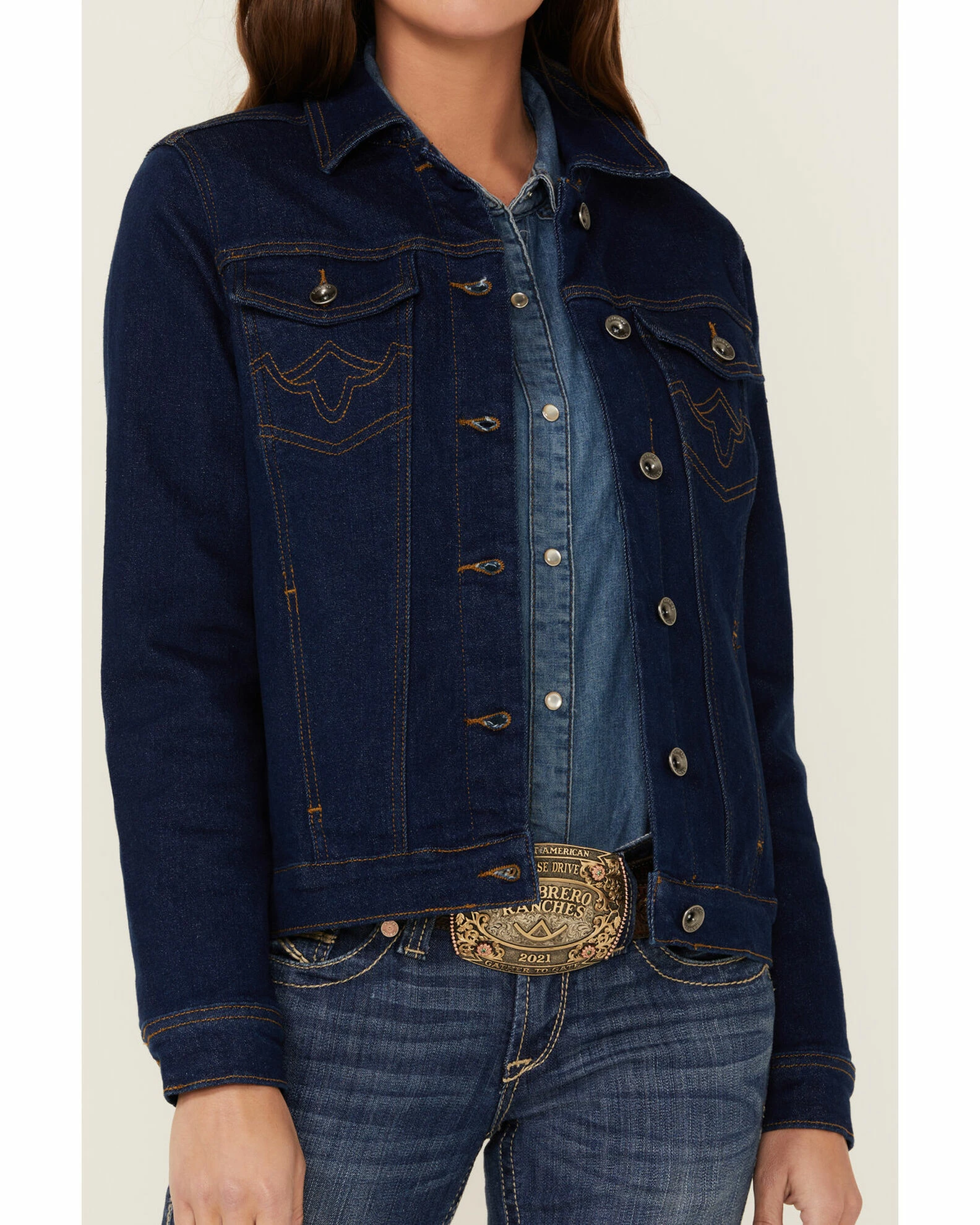 Rank 45 Women's Signature Denim Pocket Stitch Rancher Jacket Medium Wash 5 Rank 45 Women's Signature Denim Pocket Stitch Rancher Jacket Medium Wash - Image 3