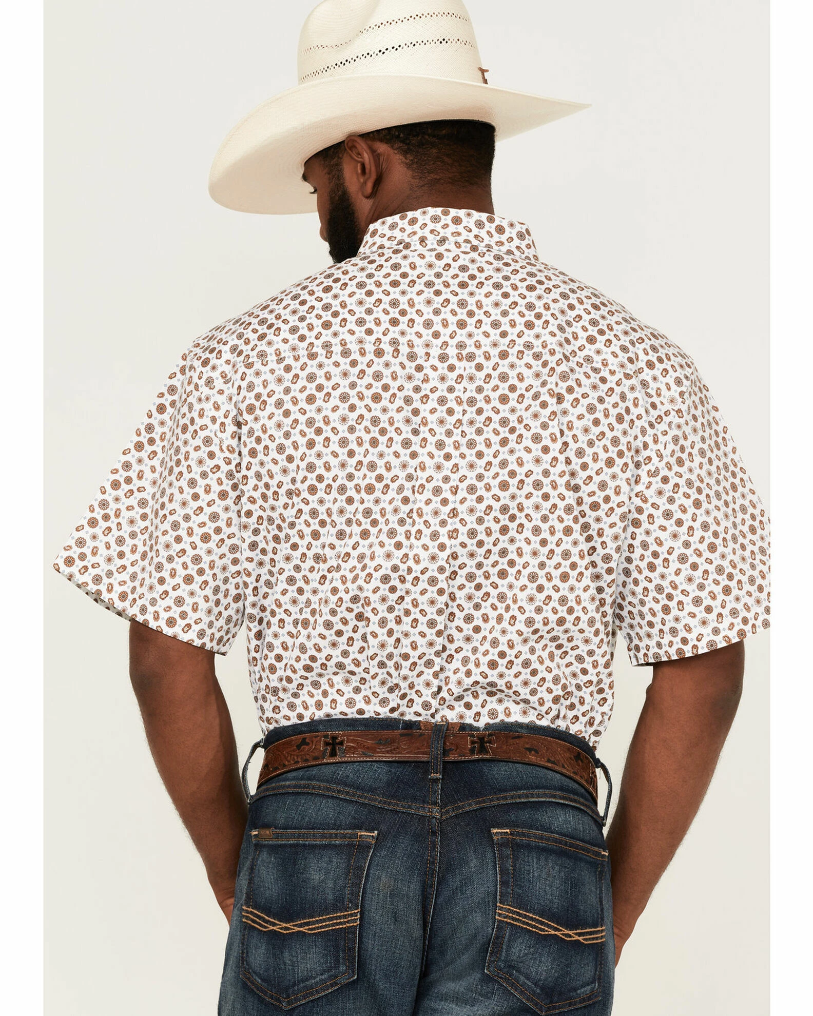 Rank 45 Men's Buford Geo Print Short Sleeve Button-Down Western Shirt White 6 Rank 45 Men's Buford Geo Print Short Sleeve Button-Down Western Shirt White - Image 4
